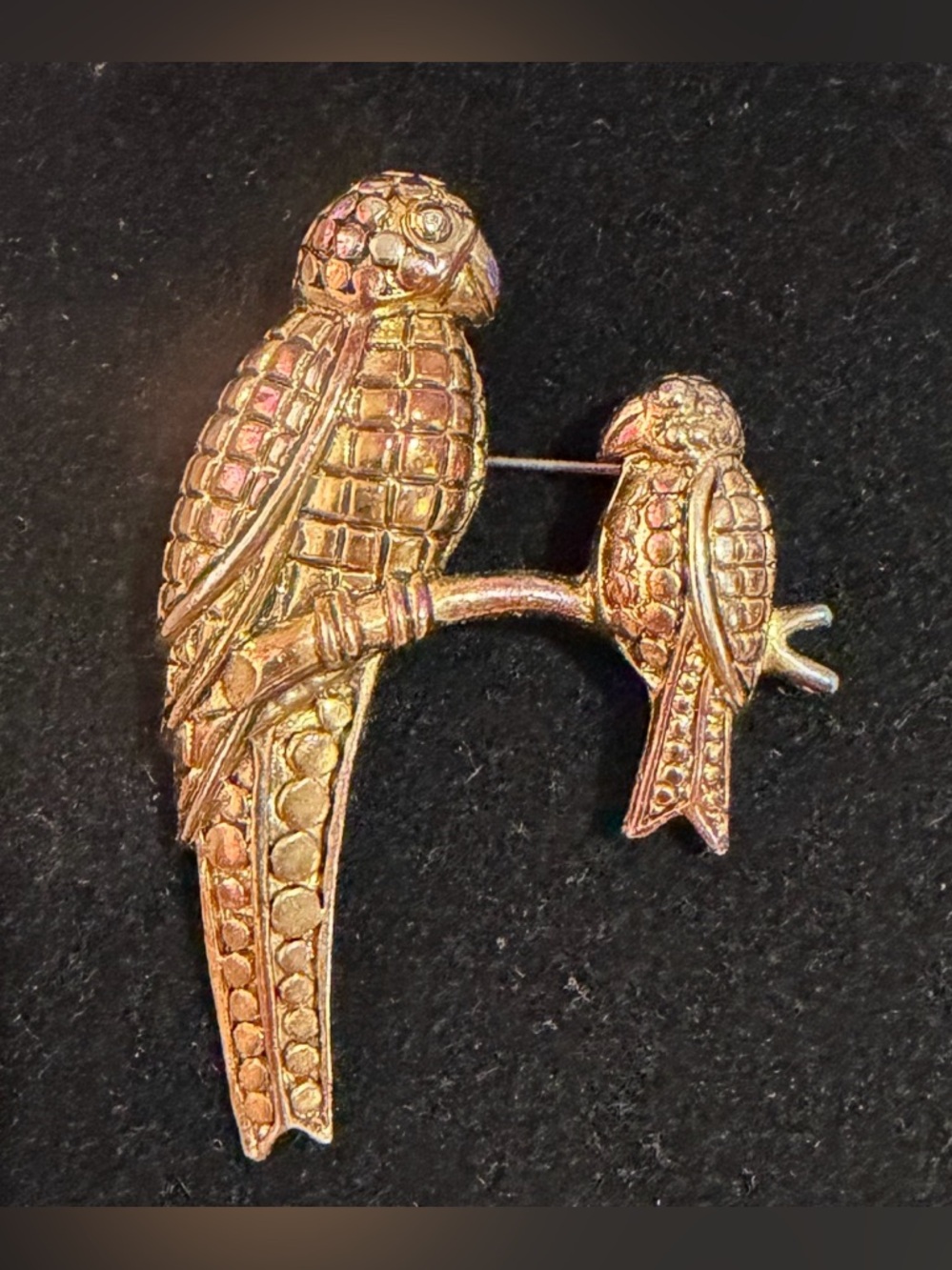 Vintage Parrot Pin/Brooch Mother Parrot Baby Parrot Goldtone Metal 
circa 1970s